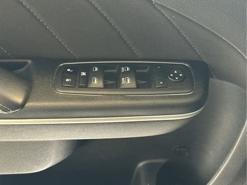 Used 2023 Dodge Charger SXT image 14