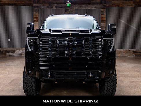 Used 2025 GMC Sierra 2500 Denali Ultimate w/ Max Trailering Package AWD/4WD image 4