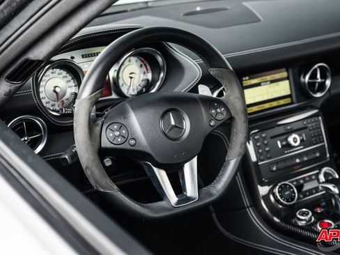 Used 2011 Mercedes-Benz SLS AMG Coupe image 7