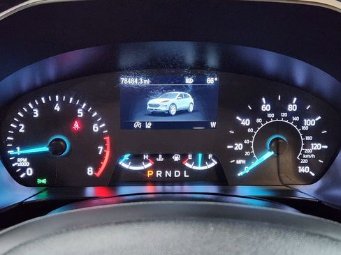 Used 2022 Ford Escape SE w/ SE Sport Appearance Package image 35