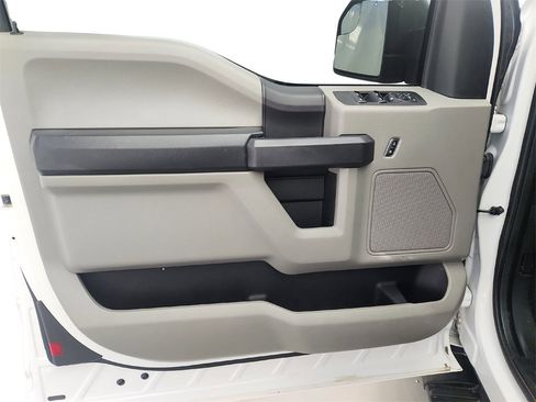 Used 2018 Ford F150 XL w/ Equipment Group 101A Mid image 17