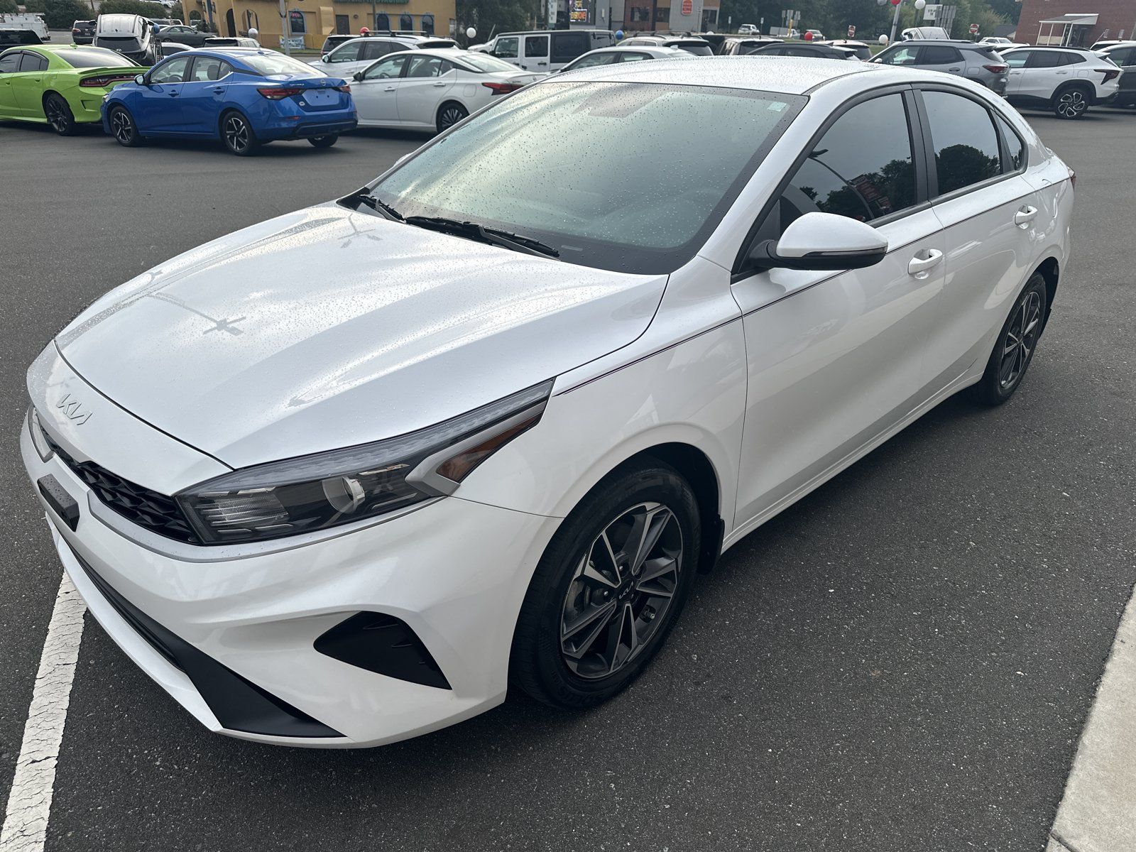 Used 2024 Kia Forte LXS w/ LXS Technology Package FWD image 4
