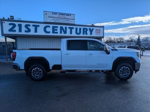 Used 2022 GMC Sierra 2500 SLT image 14