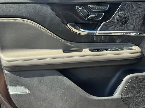 Used 2023 Lincoln Corsair Reserve w/ Equipment Group 201A image 22