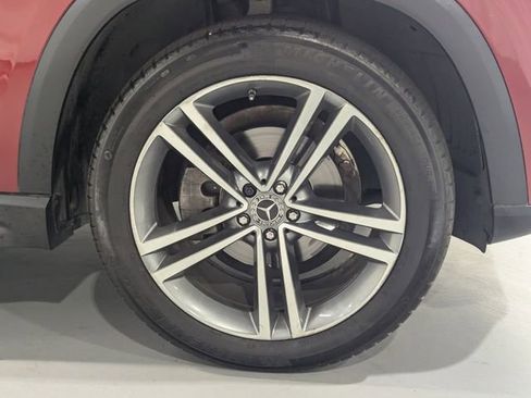 Used 2020 Mercedes-Benz GLE 350 w/ Premium Package image 29