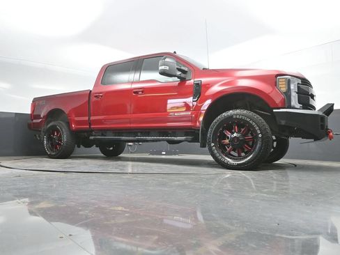 Used 2019 Ford F350 Lariat w/ Lariat Ultimate Package AWD/4WD image 43