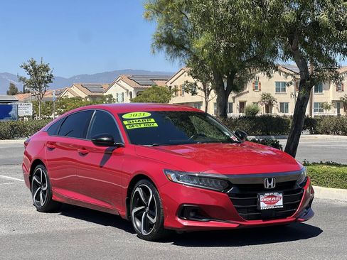 Used 2021 Honda Accord Sport image 2