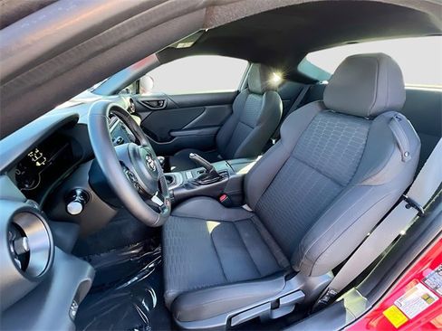 Used 2022 Toyota GR86 image 18