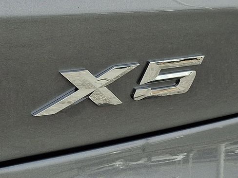 New 2026 BMW X5 xDrive50e w/ Executive Package image 21
