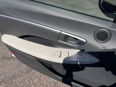 Used 2025 Hyundai Sonata SEL image 18