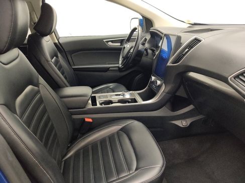 Used 2023 Ford Edge SEL image 21