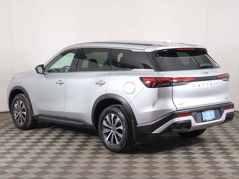 Used 2023 INFINITI QX60 Pure image 10