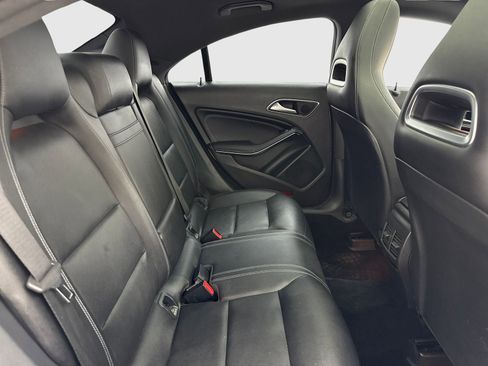 Used 2018 Mercedes-Benz CLA 250 image 45