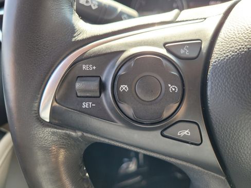 Used 2021 Buick Enclave Essence w/ Sound and Sites Package image 28