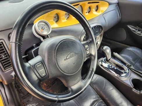 Used 2000 Plymouth Prowler RWD image 3