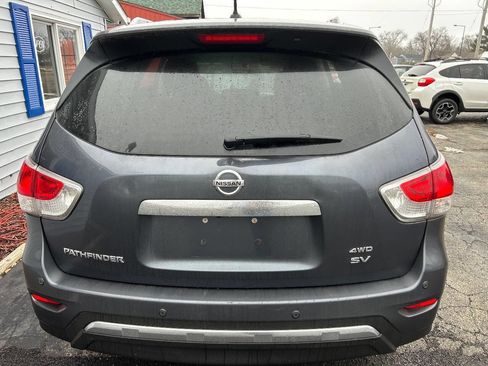 Used 2014 Nissan Pathfinder SV image 5