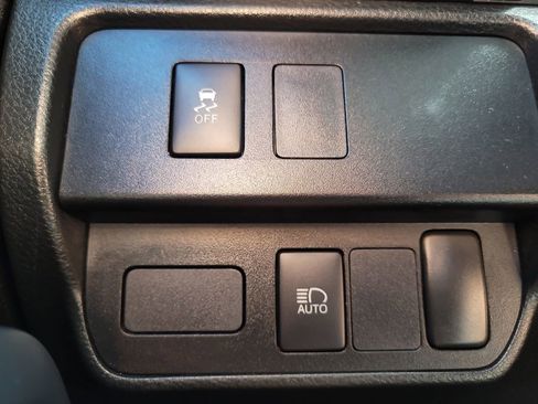 Used 2021 Toyota Tacoma SR w/ SX Package image 28