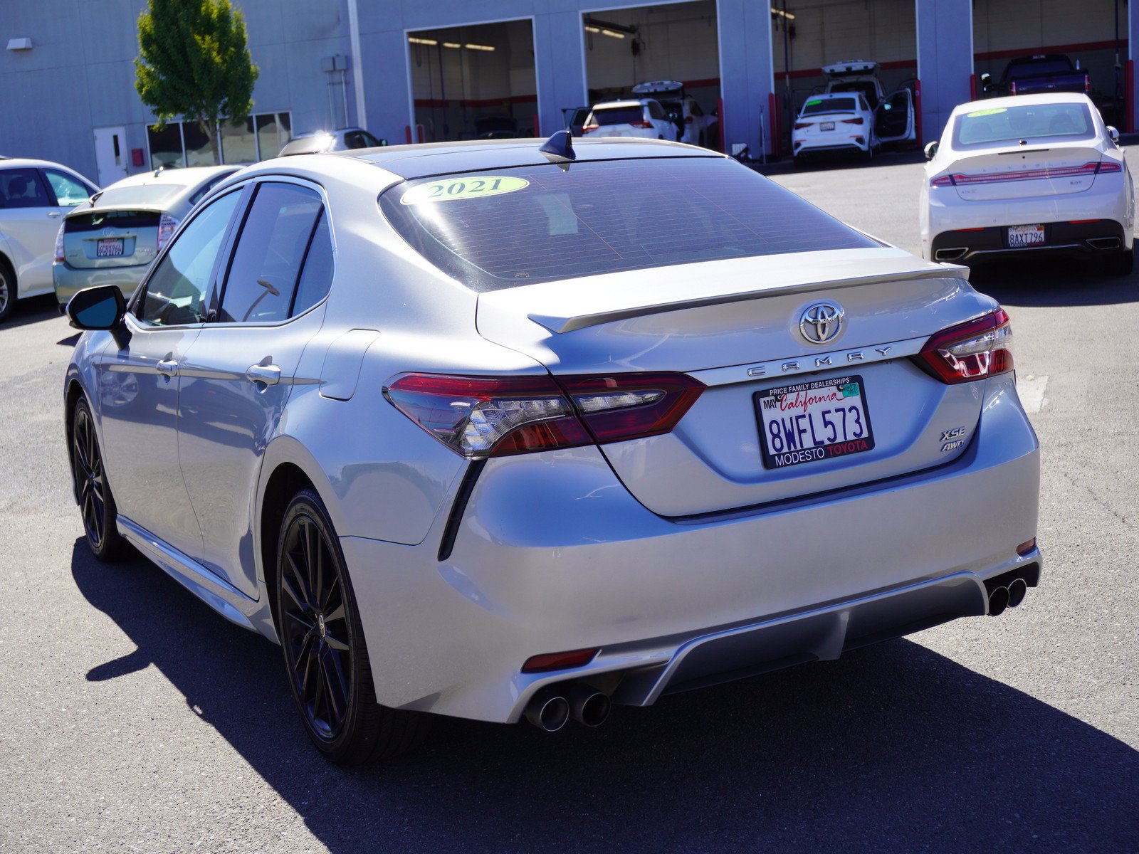 Used 2021 Toyota Camry XSE AWD/4WD image 8