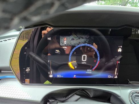 New 2026 Chevrolet Trax LT w/ Sunroof Package FWD image 35