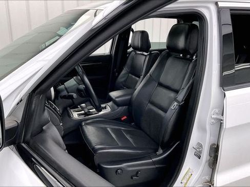 Used 2021 Jeep Grand Cherokee High Altitude AWD/4WD image 8