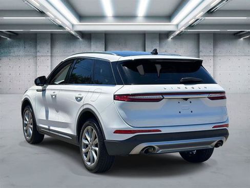 Certified 2022 Lincoln Corsair AWD w/ Premium Package image 26