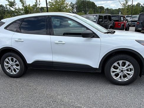 Used 2025 Ford Escape Active AWD/4WD image 7