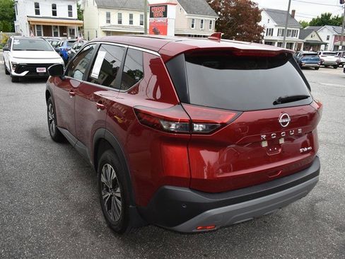 Used 2023 Nissan Rogue SV AWD/4WD image 7