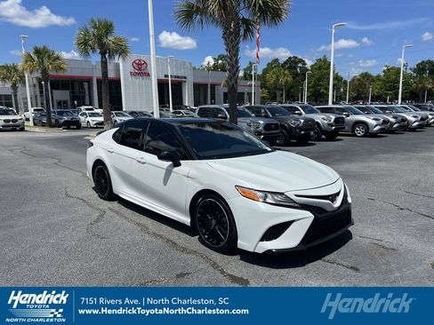 Used 2020 Toyota Camry XSE w/ Driver Assist Package FWD image 1
