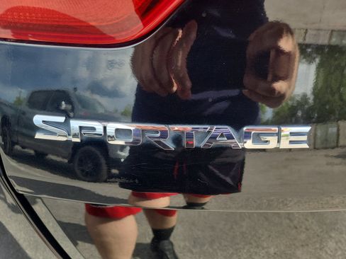 Used 2018 Kia Sportage EX FWD image 26