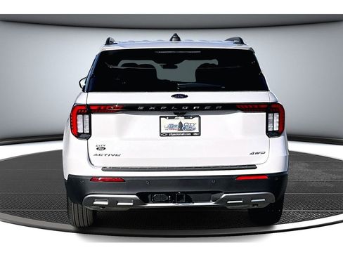 New 2026 Ford Explorer Active w/ Active Comfort Package image 35