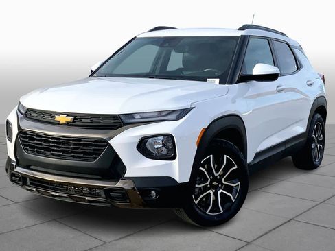 Used 2023 Chevrolet TrailBlazer ACTIV w/ Convenience Package image 1