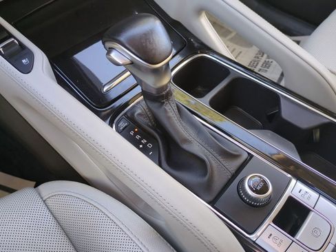 Used 2022 Kia Telluride EX image 12