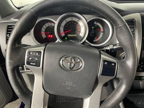 Used 2013 Toyota Tacoma 4x4 Double Cab w/ TRD Off-Road Pkg image 15