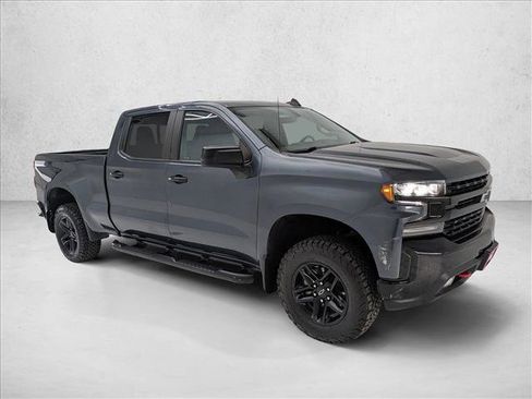 Used 2020 Chevrolet Silverado 1500 LT Trail Boss image 3