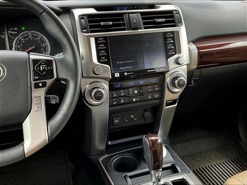Used 2023 Toyota 4Runner Limited AWD/4WD image 9