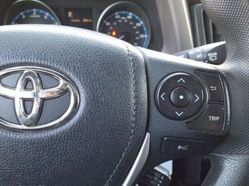 Certified 2018 Toyota RAV4 LE image 15