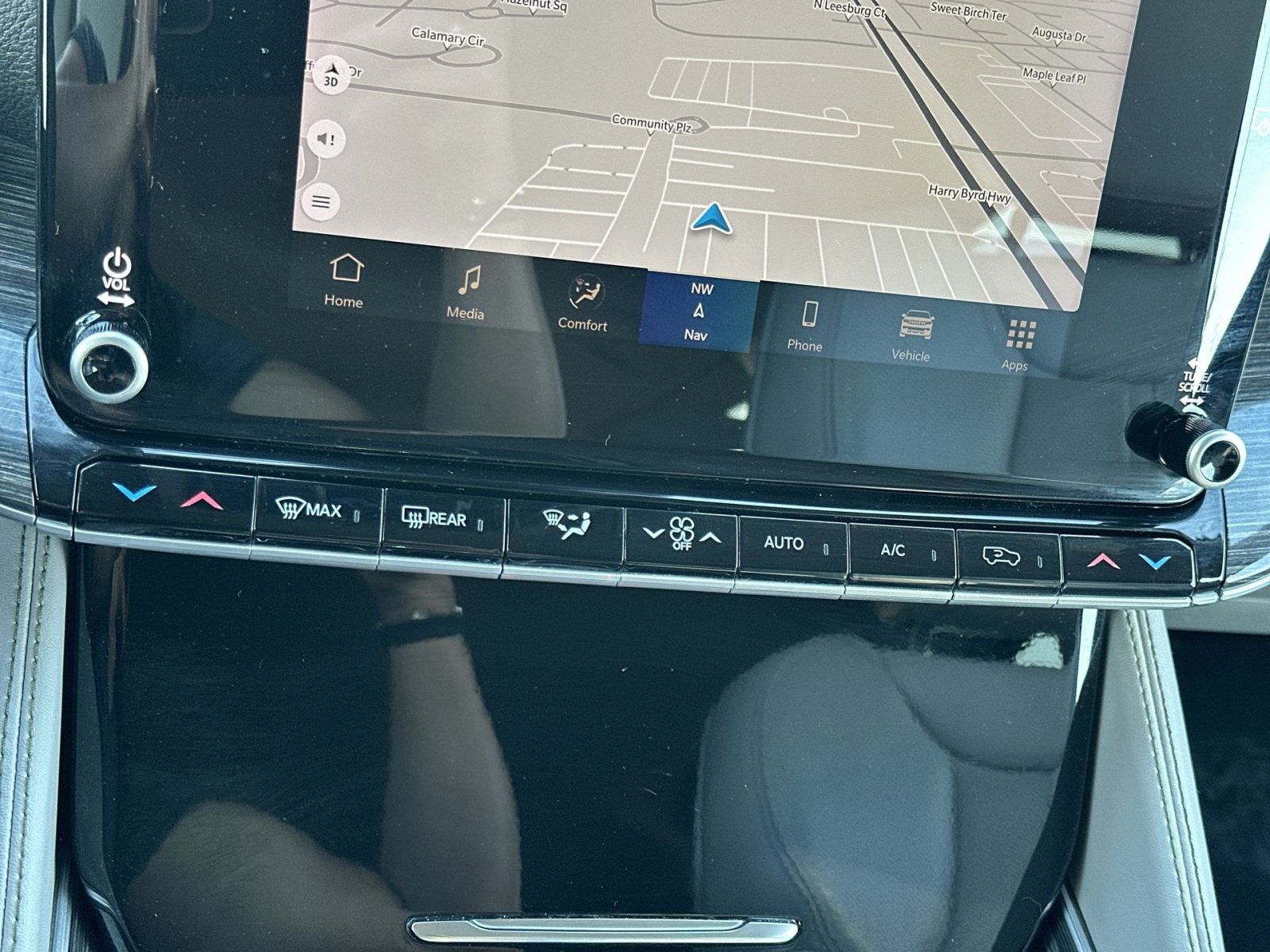 Used 2022 Jeep Wagoneer Series III w/ Flexible Seating Group AWD/4WD image 22