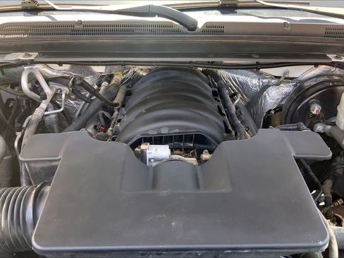 Used 2016 Chevrolet Tahoe LTZ RWD image 32