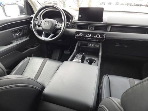 Used 2023 Honda Pilot EX-L image 29