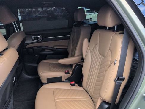 Used 2026 Kia Sorento SX Prestige w/ Olive Brown Leather Package AWD/4WD image 14
