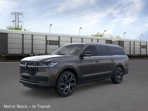 New 2026 Lincoln Navigator L Black Label AWD/4WD image 1