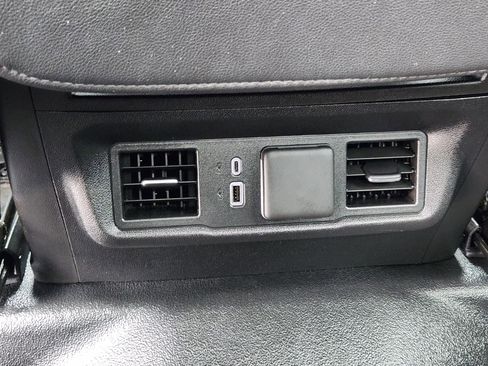 Used 2025 Chevrolet Silverado 1500 LT w/ Safety Package AWD/4WD image 30