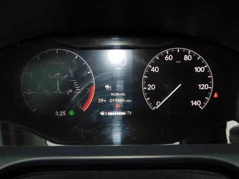 Used 2024 Honda HR-V LX image 29