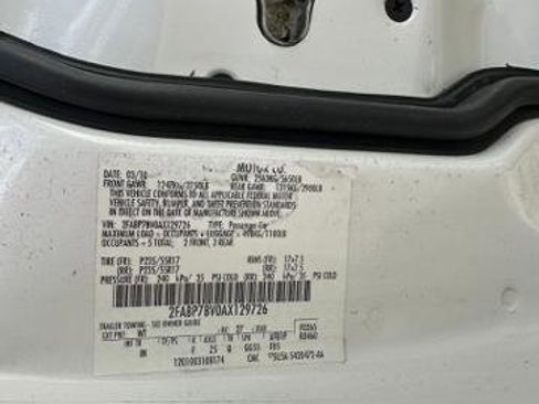 Used 2010 Ford Crown Victoria Police Interceptor image 20