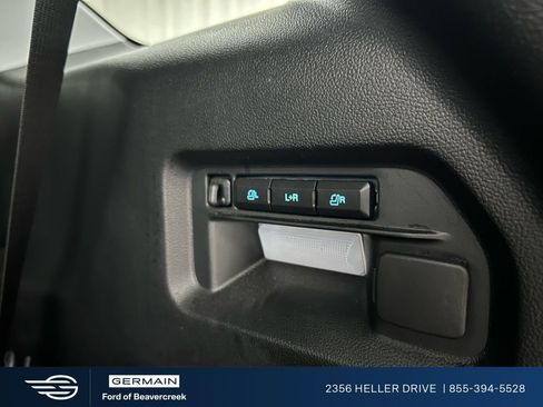 Used 2022 Ford Explorer Limited w/ Limited Technology Package image 32