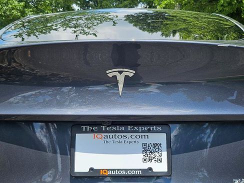 Used 2023 Tesla Model Y Long Range AWD/4WD image 29