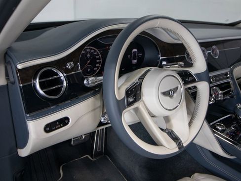 Used 2020 Bentley Flying Spur W12 w/ First Edition Specification image 23