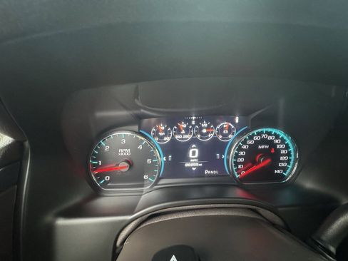 Used 2017 Chevrolet Suburban Premier image 22