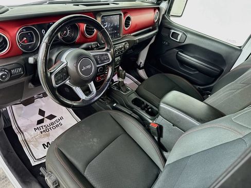 Used 2021 Jeep Wrangler Rubicon AWD/4WD image 23