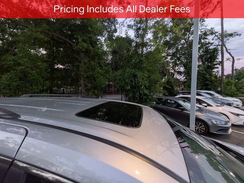 Certified 2024 Toyota Sienna XLE FWD image 11